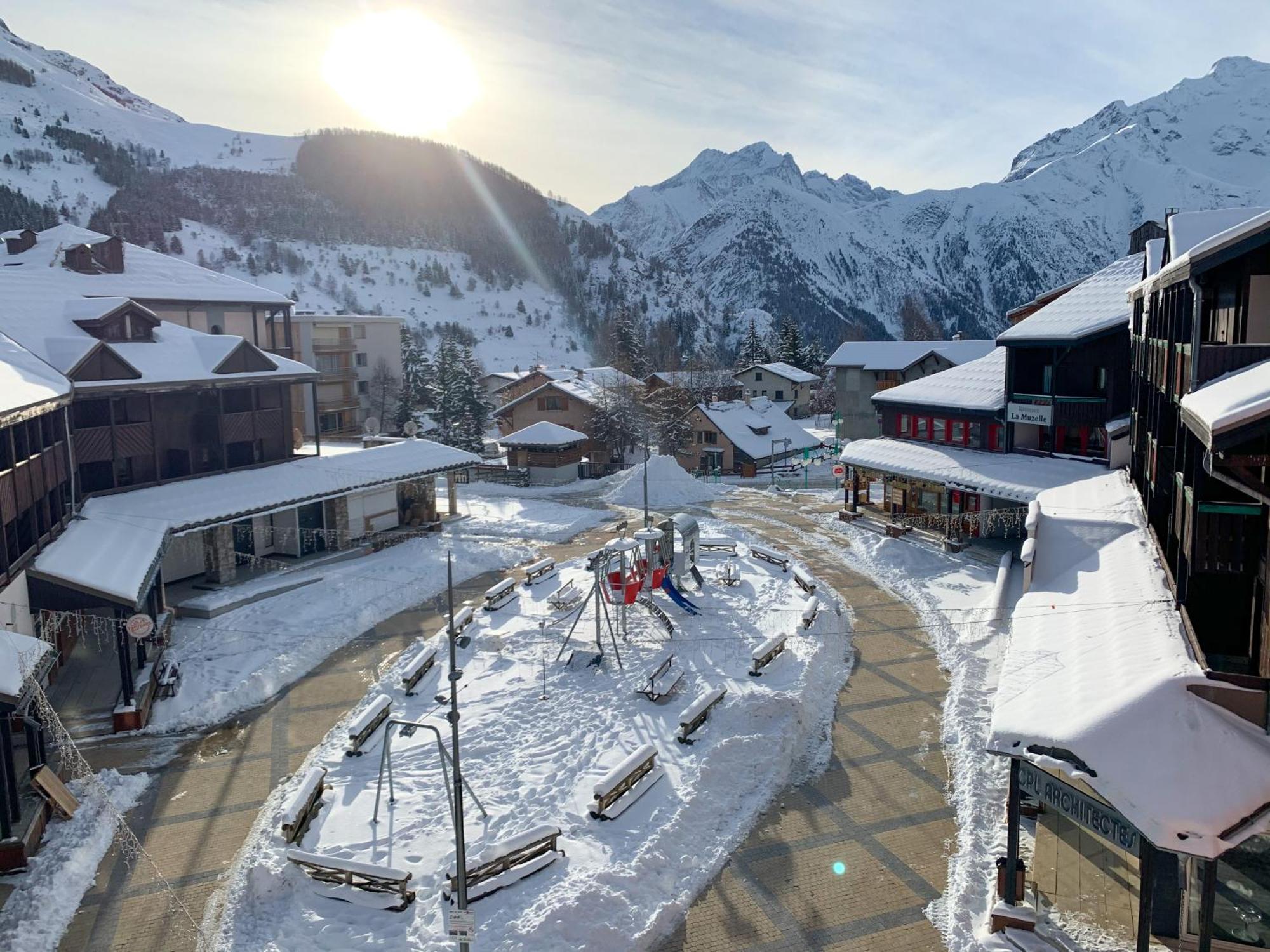 Travelski Home Classic - Residence La Muzelle Ле дез Альп Экстерьер фото